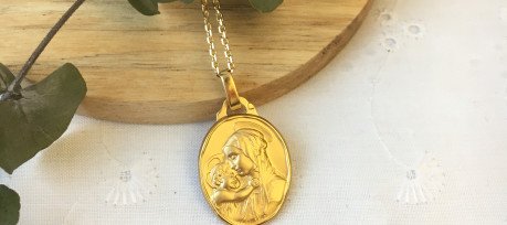 Médailles de baptême en or