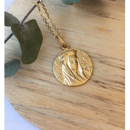 Médaille de la Vierge couronnée 20 mm - plaqué or
