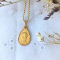 Médaille de la Vierge forme de goutte - plaqué or