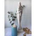 Statue de la Vierge à l'Enfant en albâtre style 