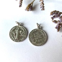 Médaille Saint Benoit - métal argenté - 16 mm