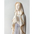 Statue Notre-Dame de Lourdes albâtre coloré - 20 cm