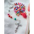 Chapelet multicolore Fimo sur chaîne argentée