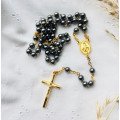 Chapelet Vierge Miraculeuse en hématites sur chaîne dorée