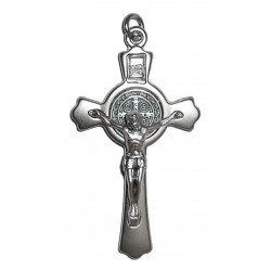 Croix Saint Benoît argentée - 7 cm