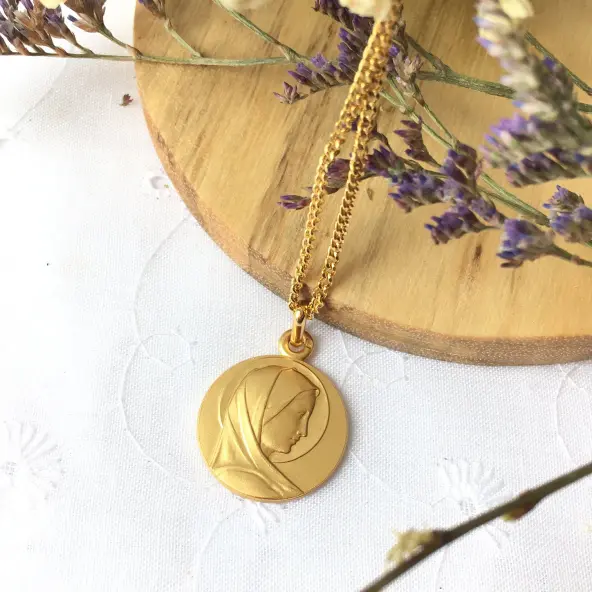 Médaille de la Vierge Marie classique ronde - plaqué or