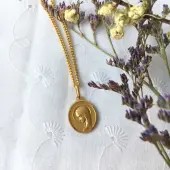 Médaille de la Vierge moderne ovale 15 mm - plaqué or - 1