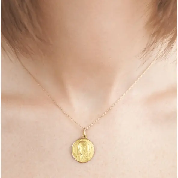 Médaille Vierge Marie Byzantine 18 mm en or 18 carats