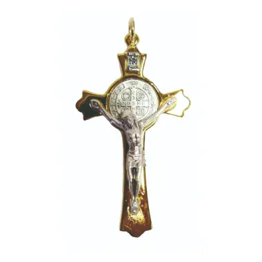 Croix Saint Benoit en laiton dorée - 7.5 cm