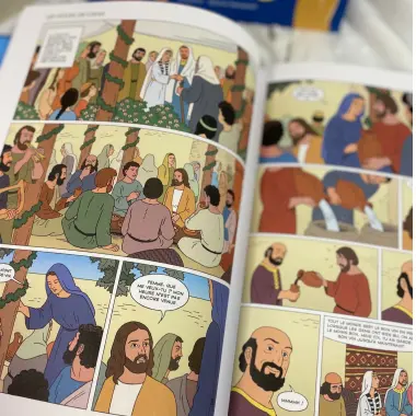 Jésus en bande dessinée | livre relié