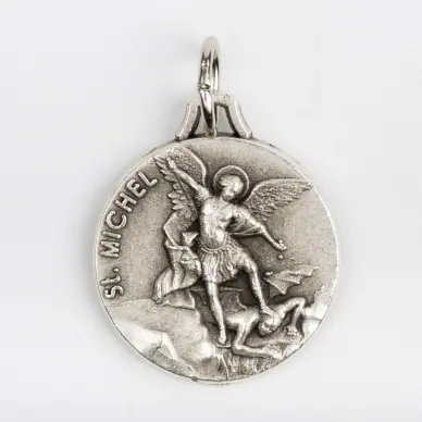 Médaille Saint Michel gravée 18 mm - métal argenté