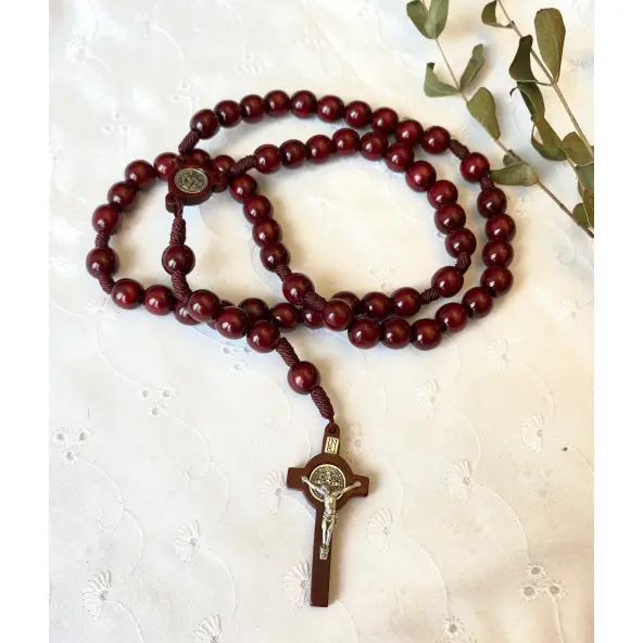 Chapelet Saint Benoît - bois bordeaux