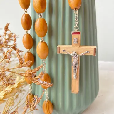 Grand chapelet de pèlerin sur chaîne - Bois d'olivier - 65 cm