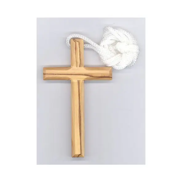 Croix d'aube en bois d'olivier biseautée avec cordon - 9,5 cm