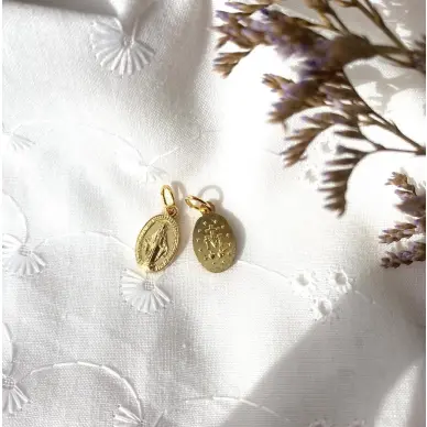 Petite Médaille Miraculeuse 12 mm - métal doré
