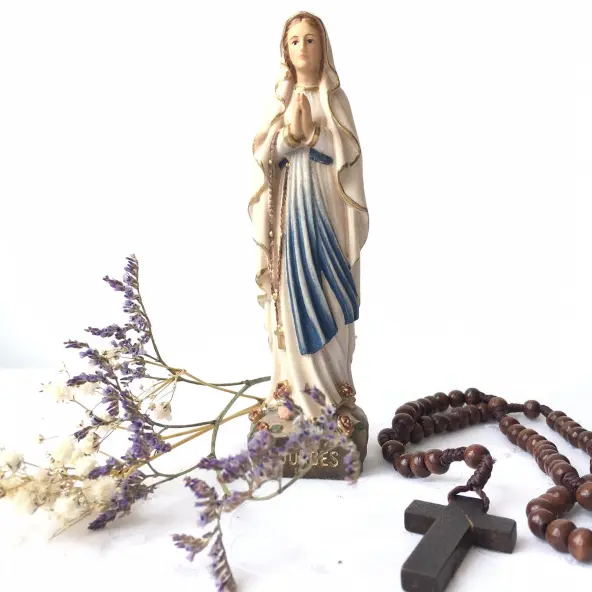 Statue de Notre-Dame de Lourdes - bois polychrome - 14 cm