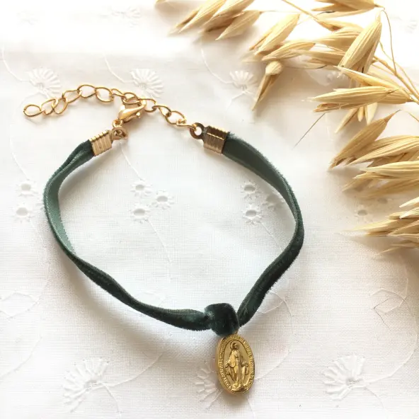 Bracelet en velours de la Médaille miraculeuse