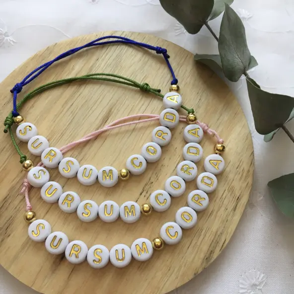 Bracelet petites lettres - Sursum Corda