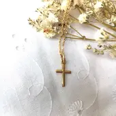 Croix fine 14 mm en or 18 carats - 1