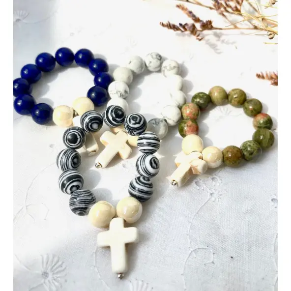 Dizainier en pierres fines