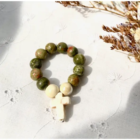 Dizainier en pierres fines