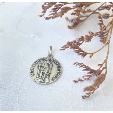 Médaille de Saint Expédit - 18 mm - Argent