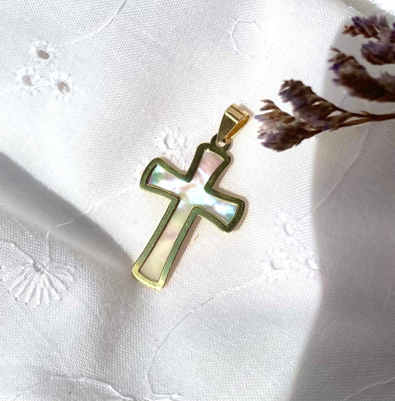 Pendentif Médaille En Or 18K Avec Nacre Et Croix - Or Massif, Marque Dolly-Bijoux