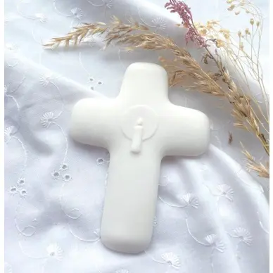 Croix Emany en albâtre - croix de la Lumière