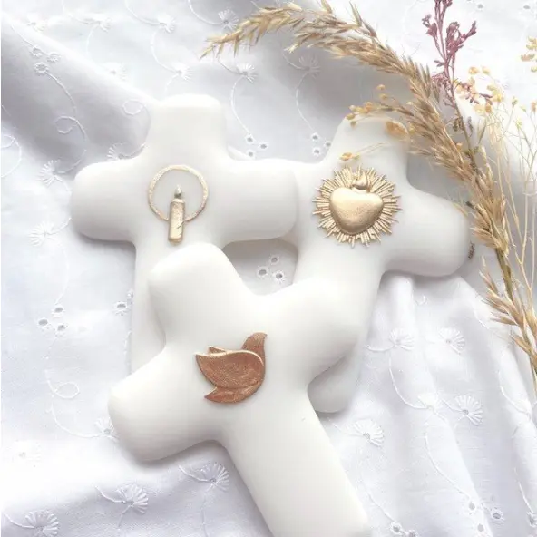 Croix Emany en albâtre avec dorure - Ex voto