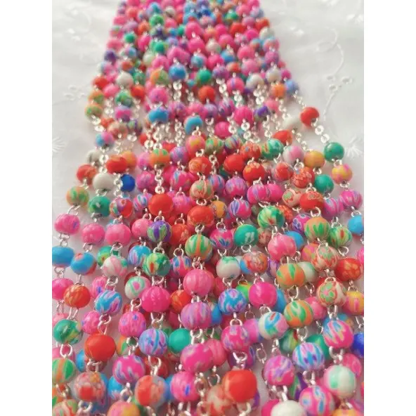 Chapelet multicolore Fimo sur chaîne argentée