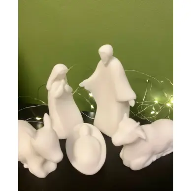 Crèche en albâtre blanc 9 cm