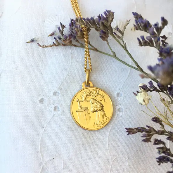 Médaille Sainte Rita - plaqué or