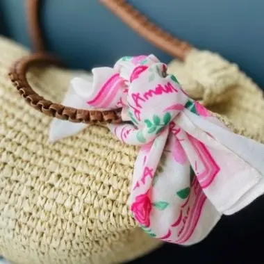 Foulard Vivre d'Amour écru - 50 cm