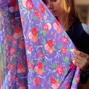 Grand foulard Vivre d'Amour violet 100 x 100 cm