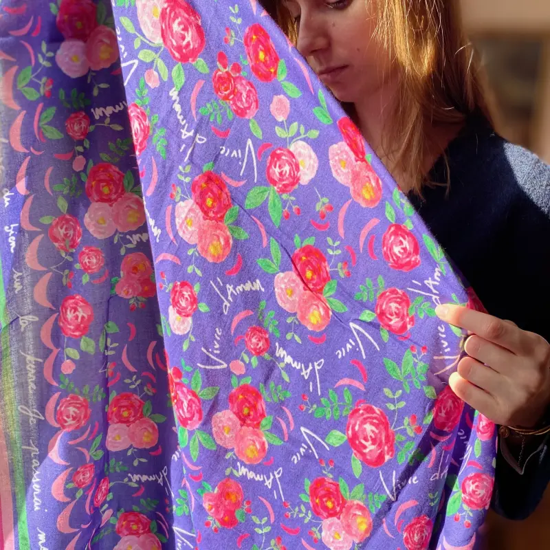 Grand foulard Vivre d'Amour violet 100 x 100 cm