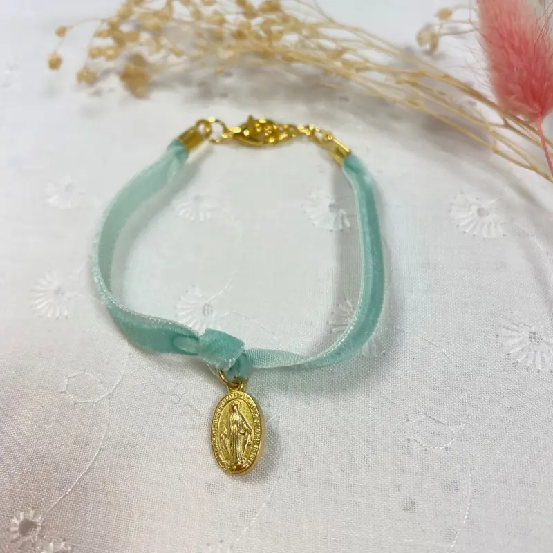 Bracelet en velours de la Médaille Miraculeuse