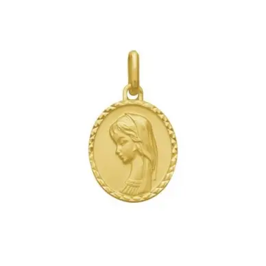 Médaille de la Vierge ovale avec bord facetté 17 mm - plaqué or