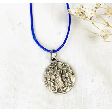 Médaille Marie qui défait les noeuds - métal argenté - 18 mm