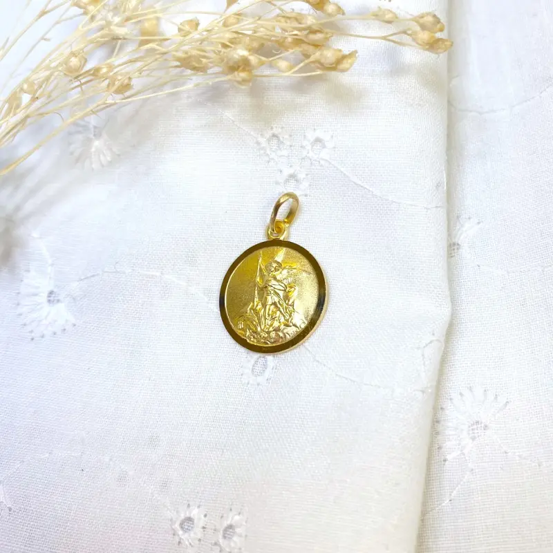 Médaille Saint Michel 16 mm Plaqué or