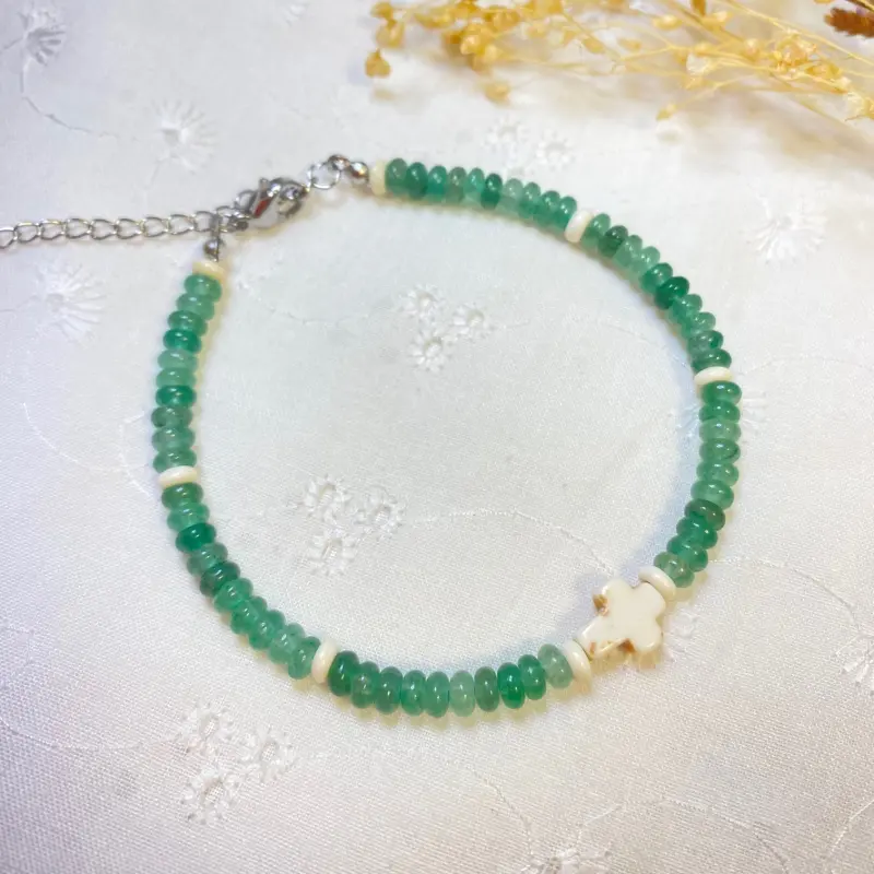 Bracelet chapelet en pierre coloris Aventurine verte avec fermoir