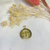 Médaille de Saint Benoit 20 mm dorée et nacre - 3