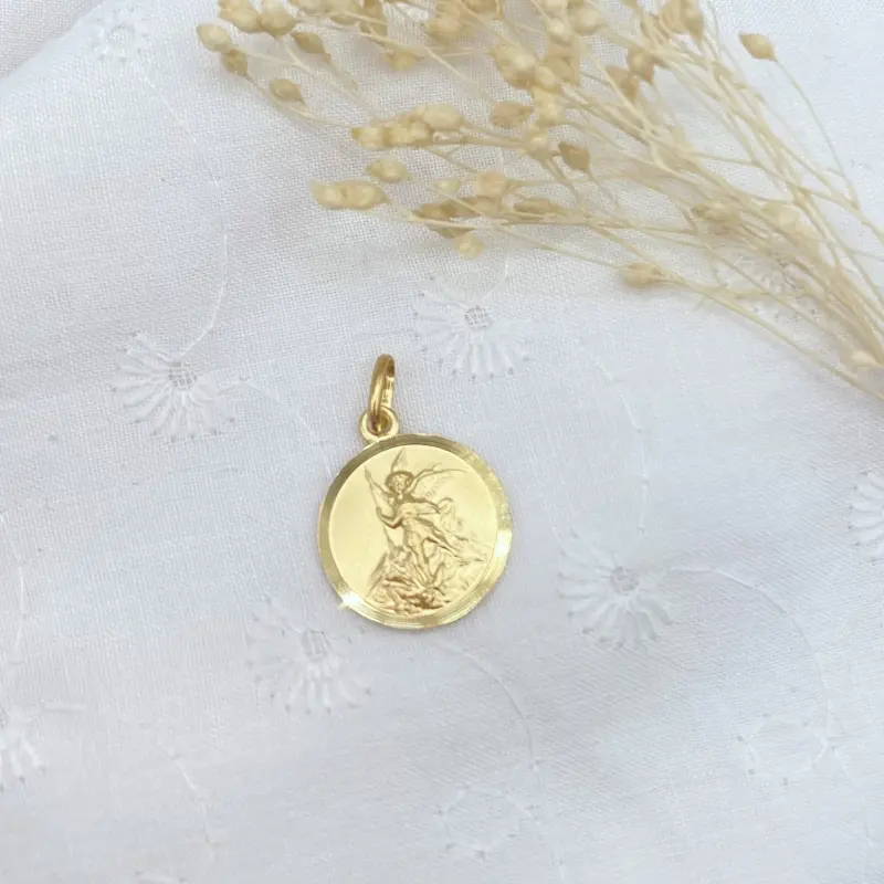 Médaille Saint Michel 16 mm Plaqué or