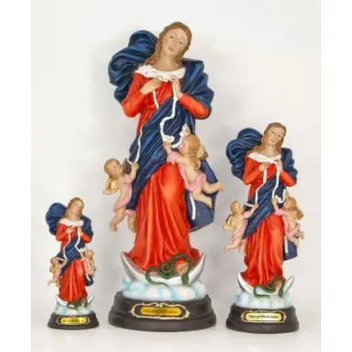 Statue de Marie qui défait les nœuds