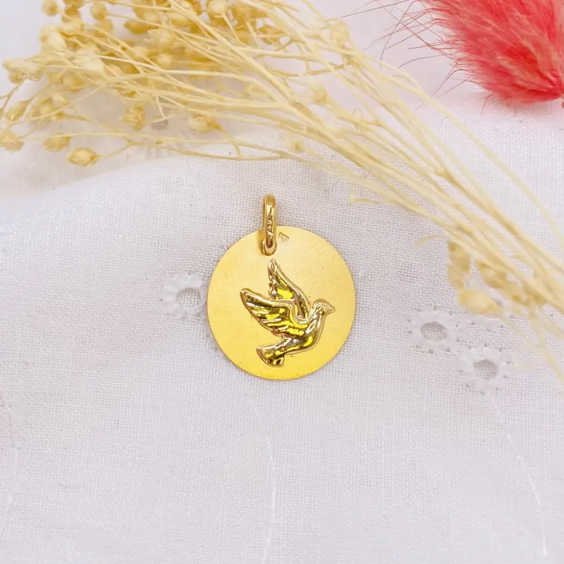 Médaille Colombe de l'Esprit Saint en or 18 carats