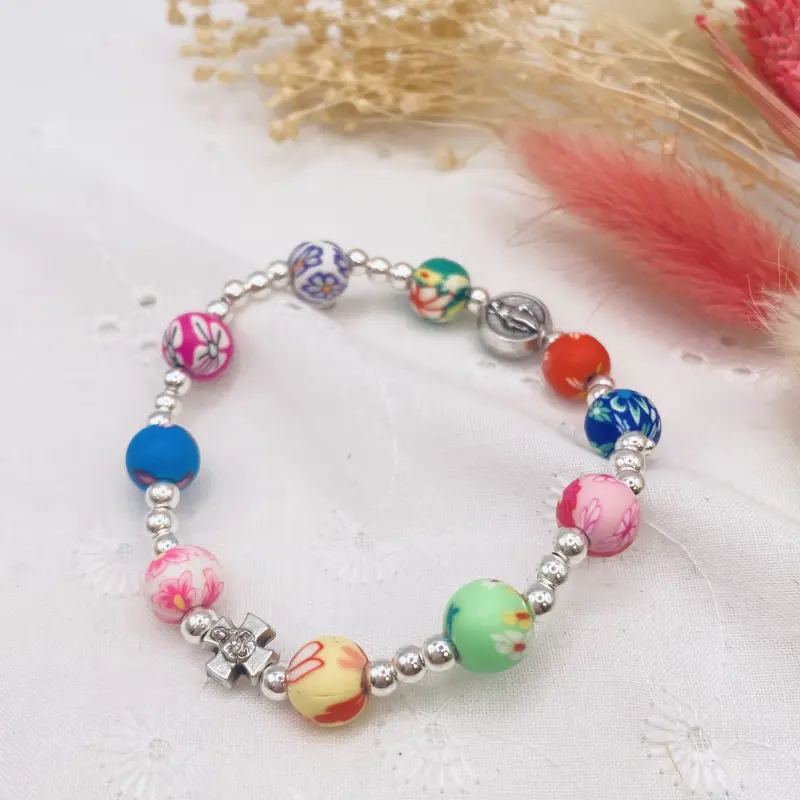 Bracelet religieux en perles Fimo multicolores
